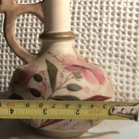 Antique Austrian Porcelain Vase with Handle~Hand Painted Flowers-Signed - Picture 12 of 12